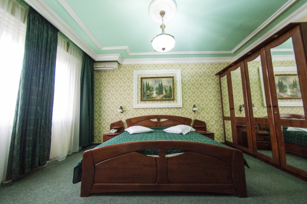 Hotel Bucharest Comfort Suites